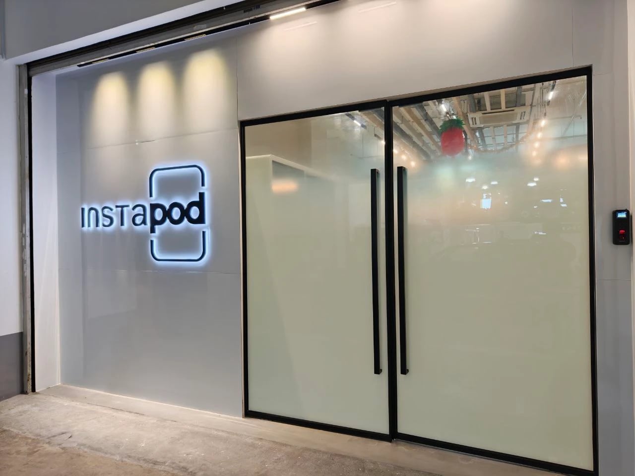 InstaPod Showroom